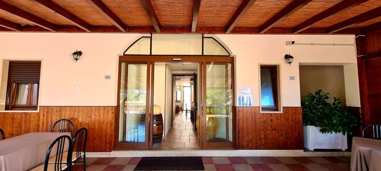 Bed And Breakfast La Terrazza Cisternino Extérieur photo